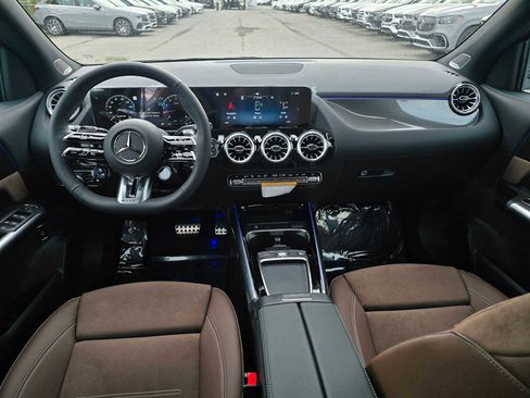 New 2026 Mercedes-Benz GLA 35 AMG 4MATIC image 20