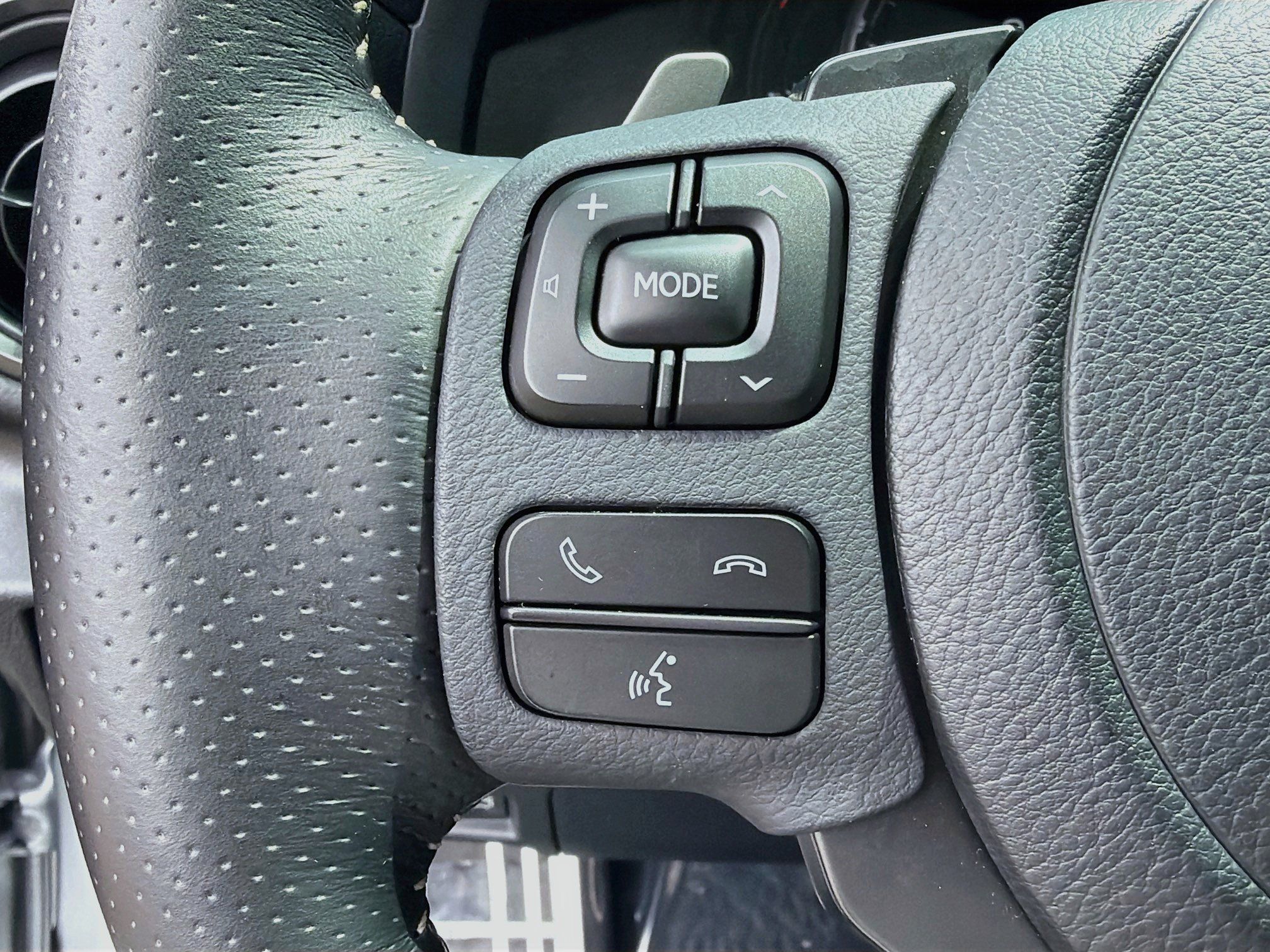 Used 2025 Lexus IS 500 w/ Accessory Package 2 RWD image 34