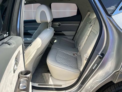 Used 2023 Genesis GV60 Performance image 12