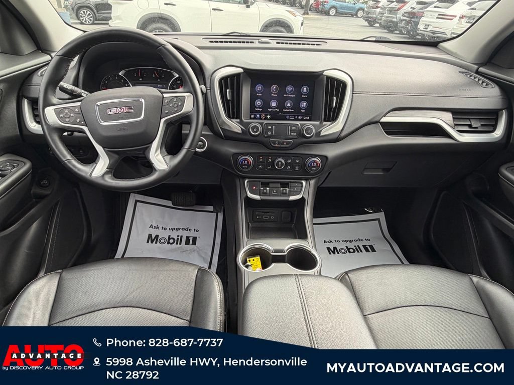Used 2024 GMC Terrain SLT AWD/4WD image 7