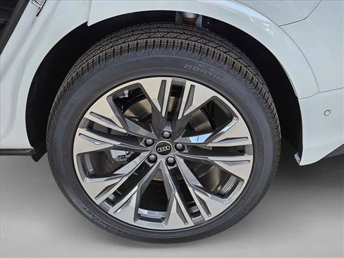 Certified 2025 Audi Q8 Premium w/ Black Optic Package image 10