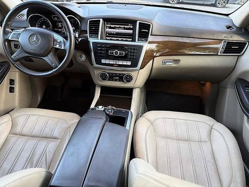 Used 2013 Mercedes-Benz GL 450 4MATIC image 20