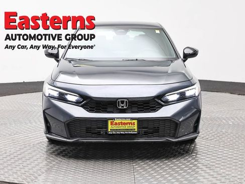 Used 2025 Honda Civic Sport image 2