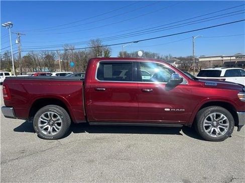 Used 2019 RAM 1500 Limited image 11