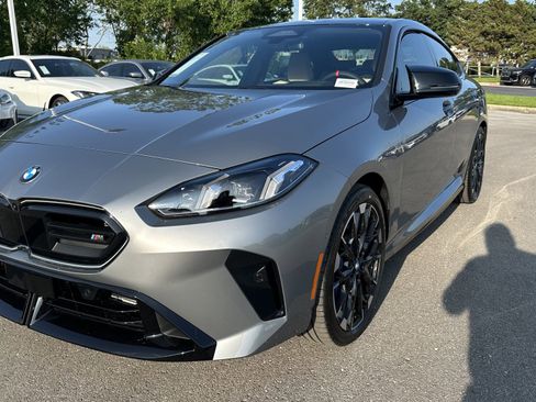 Used 2025 BMW M235i xDrive w/ Premium Package image 5