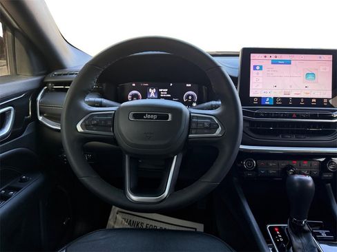 Used 2023 Jeep Compass High Altitude image 12
