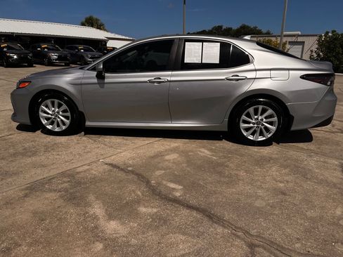 Used 2023 Toyota Camry LE FWD image 6