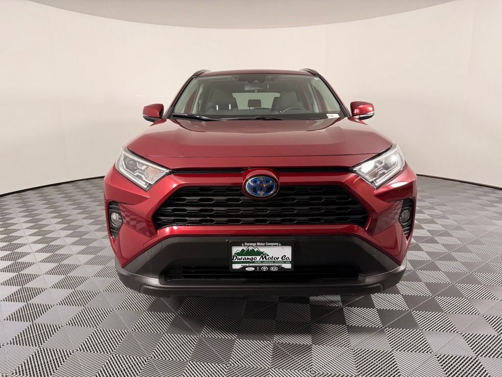 Used 2019 Toyota RAV4 XLE w/ Convenience Package AWD/4WD image 3
