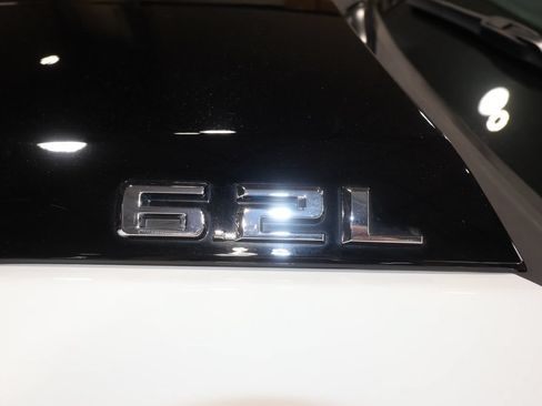 Used 2024 Chevrolet Silverado 1500 ZR2 w/ Technology Package AWD/4WD image 37