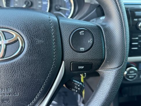 Used 2016 Toyota Corolla LE image 31