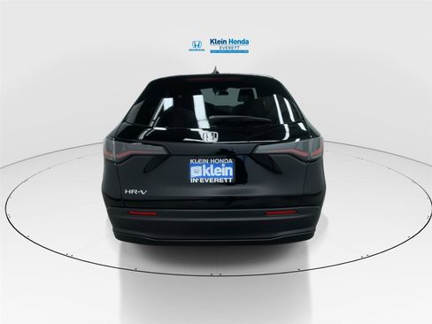New 2026 Honda HR-V LX image 9