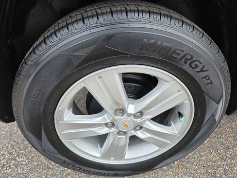 Used 2020 Chevrolet Trax LT w/ LT Convenience Package image 10