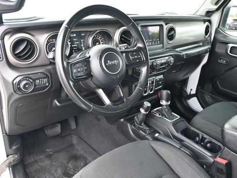 Used 2020 Jeep Wrangler Unlimited Sport S image 12