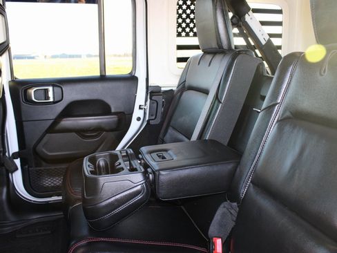 Used 2020 Jeep Wrangler Unlimited Rubicon w/ LED Lighting Group image 29