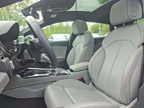 Used 2025 Audi A5 2.0T Prestige image 13