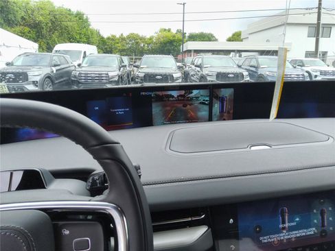 New 2026 Lincoln Navigator L Reserve AWD/4WD image 20
