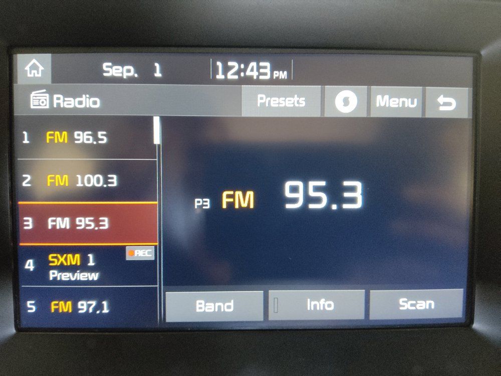 Used 2019 Kia Soul + FWD image 25