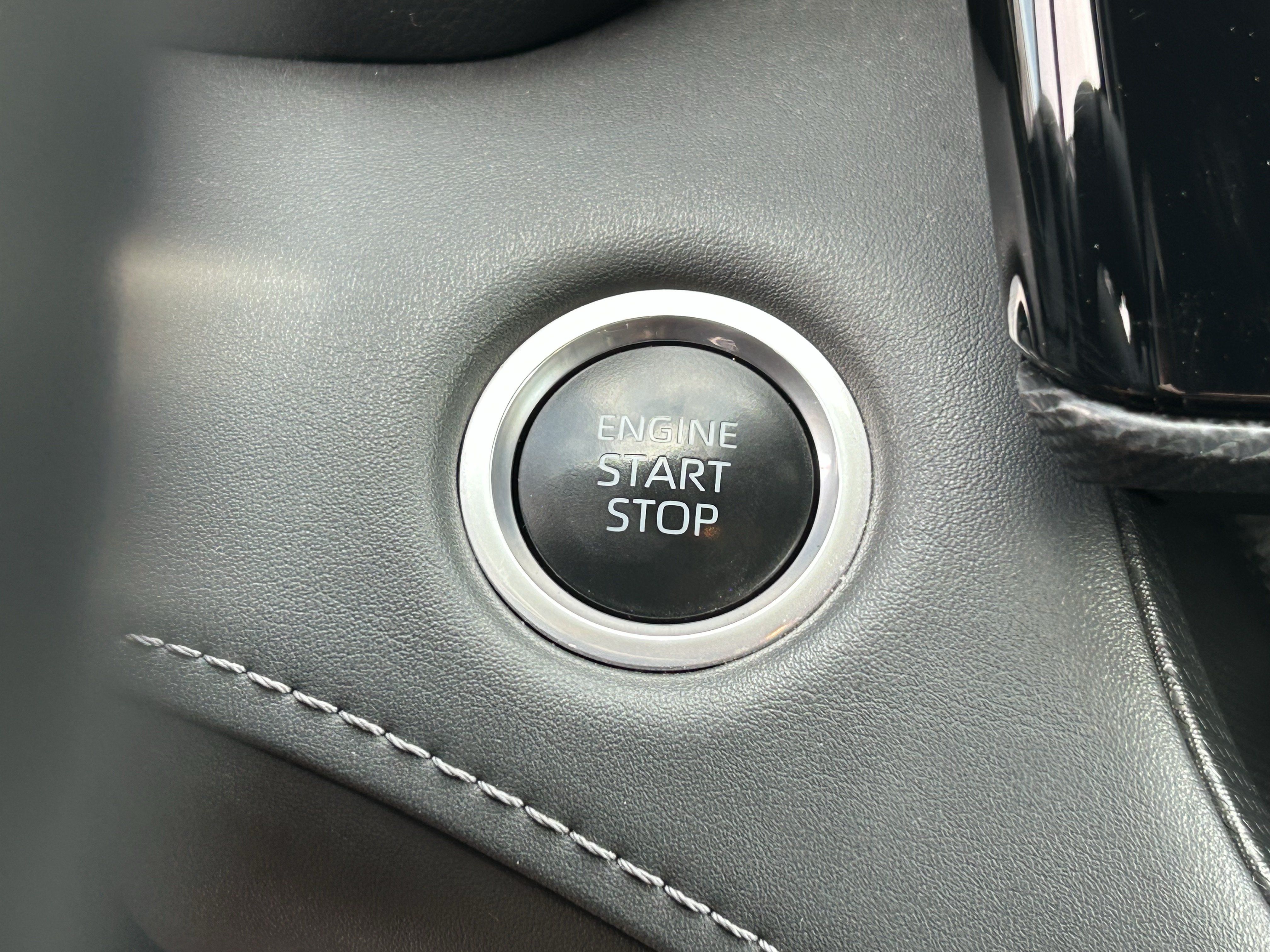 Used 2024 Toyota Highlander XSE AWD/4WD image 27
