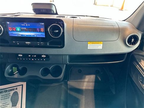 New 2025 Mercedes-Benz Sprinter 2500 image 21