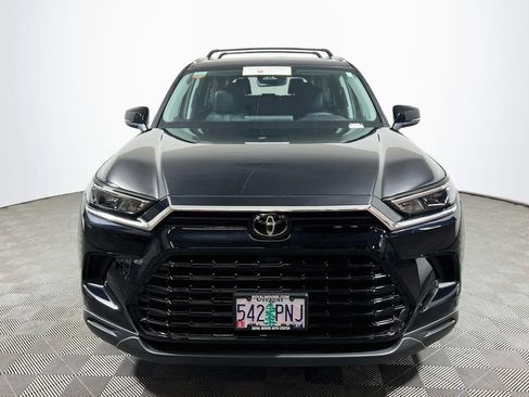 Certified 2024 Toyota Grand Highlander AWD image 2