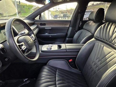 Used 2023 Genesis G90 3.5T image 26