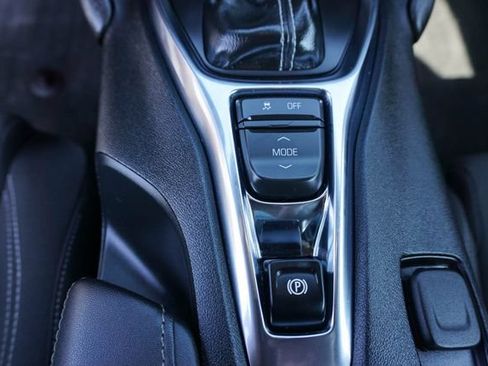 Used 2023 Chevrolet Camaro LT RWD image 18