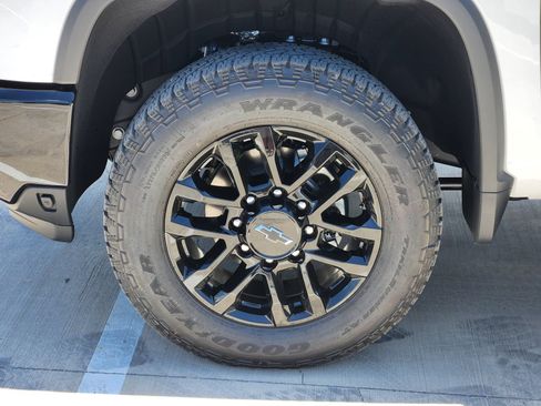 New 2026 Chevrolet Silverado 2500 LT w/ Trail Boss Package AWD/4WD image 11