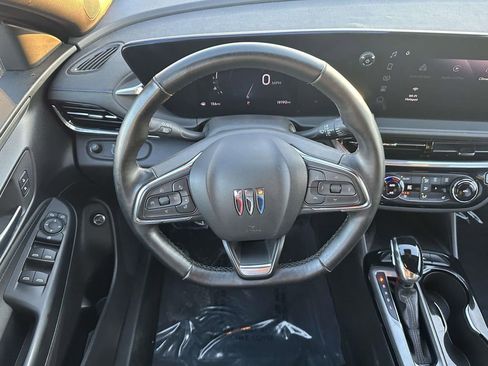 Certified 2024 Buick Envista Sport Touring w/ Convenience I Package image 15