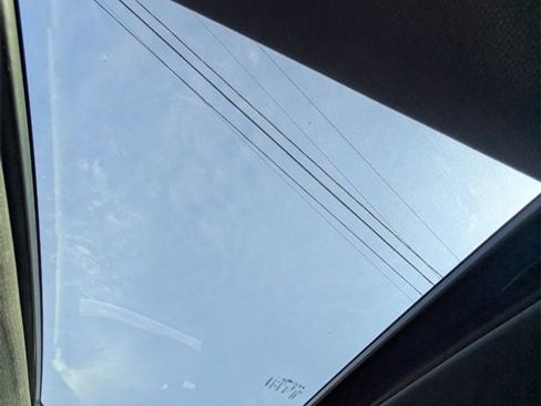 Used 2017 Jeep Grand Cherokee Limited image 24