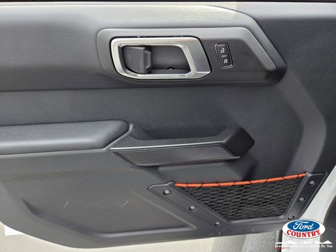 New 2025 Ford Bronco Raptor image 8