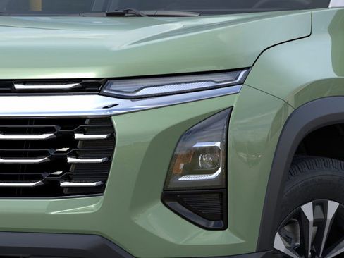 New 2026 Chevrolet Equinox LT w/ Convenience Package II image 34