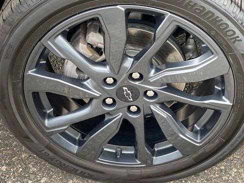 Used 2023 Chevrolet Equinox RS image 28