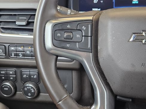 Used 2023 Chevrolet Tahoe Z71 image 28