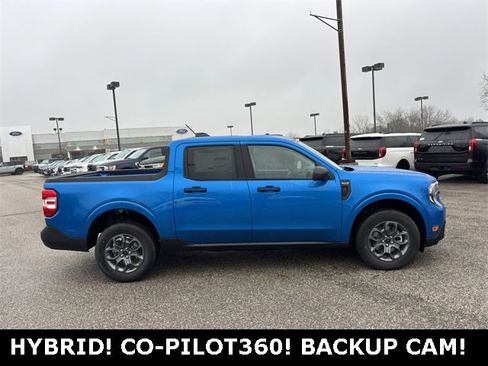 New 2025 Ford Maverick XLT image 27