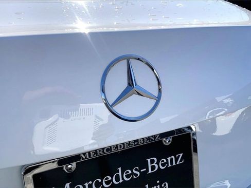 Used 2025 Mercedes-Benz C 300 4MATIC Sedan image 28