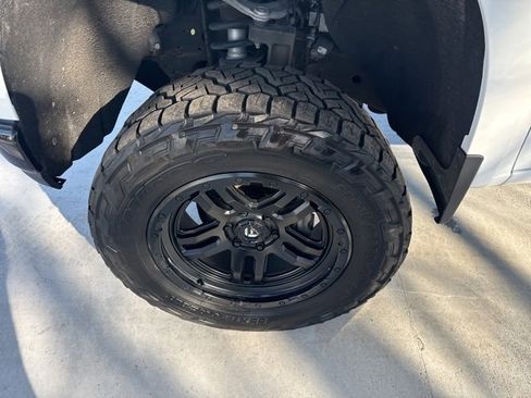 Used 2021 Chevrolet Silverado 1500 Custom Trail Boss image 15