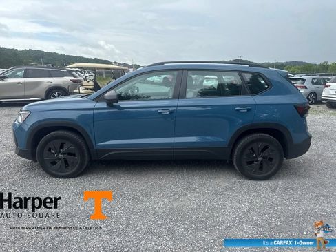 Used 2025 Volkswagen Taos S FWD image 2
