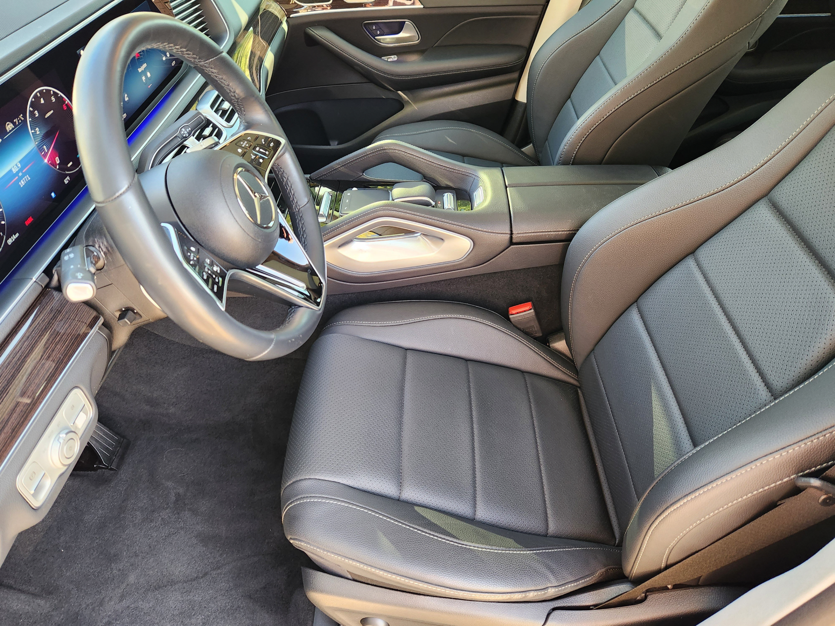Used 2026 Mercedes-Benz GLE 450 4MATIC image 9