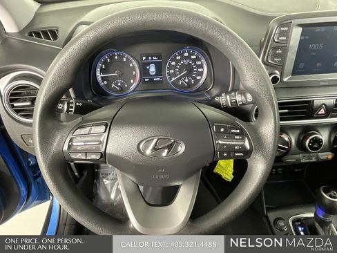 Used 2021 Hyundai Kona SE image 43