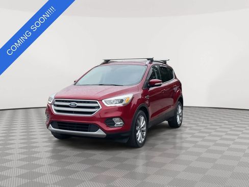 Used 2017 Ford Escape Titanium AWD/4WD image 4