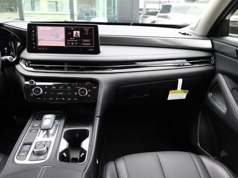 Certified 2026 INFINITI QX60 Luxe w/ Family Package AWD/4WD image 26