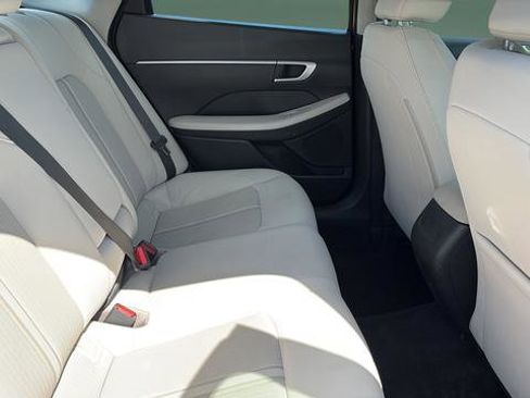 Used 2025 Hyundai Sonata SEL FWD image 22