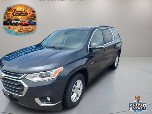 Used 2021 Chevrolet Traverse LT AWD/4WD image 1