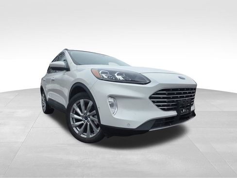 Certified 2022 Ford Escape Titanium w/ Titanium Elite Package image 11