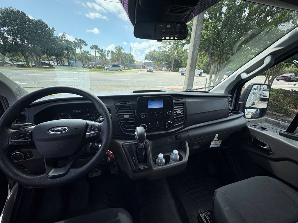 Used 2025 Ford Transit 250 Low Roof w/ Exterior Upgrade Package RWD image 8
