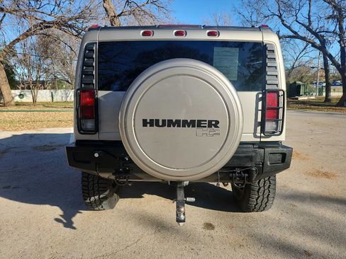 Used 2005 HUMMER H2 w/ Preferred Equipment Group image 8