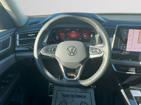 New 2026 Volkswagen Atlas Peak Edition image 12