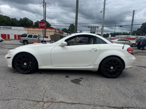 Used 2005 Mercedes-Benz SLK 350 image 2