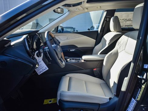New 2026 Lexus RX 350 image 17