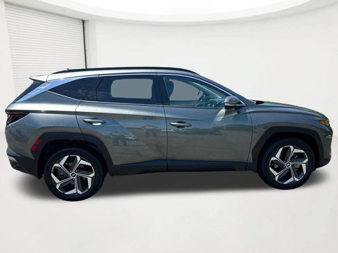 Certified 2023 Hyundai Tucson Limited AWD/4WD image 4